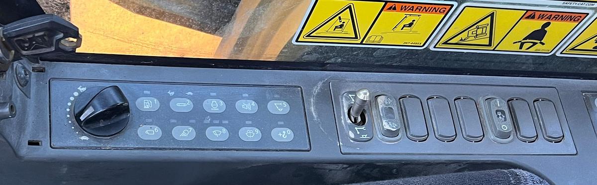 Used 2016 CATERPILLAR 336F L