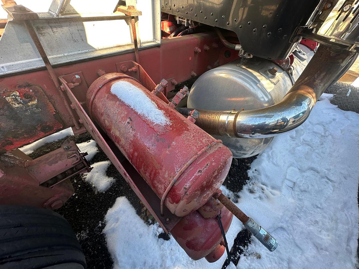 Used 1997 PETERBILT 389