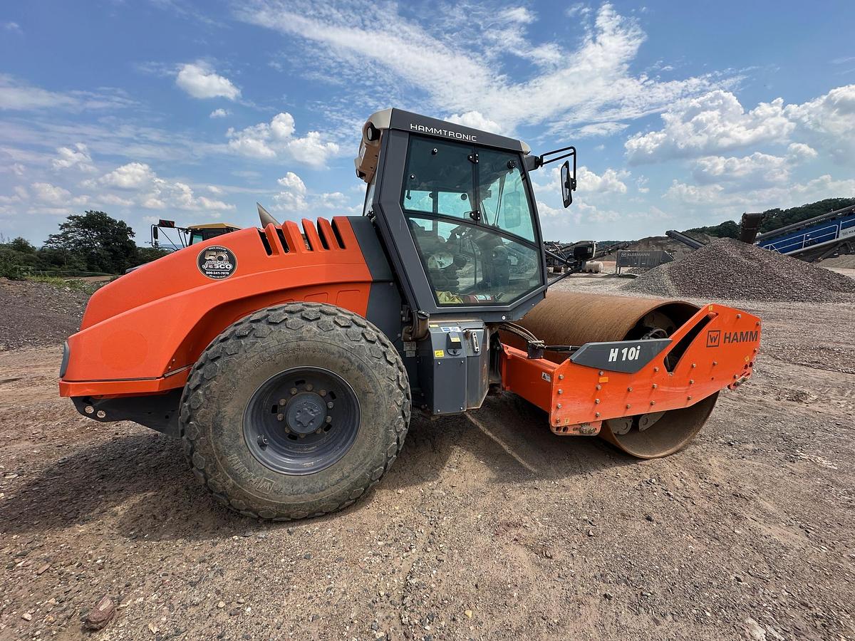 Used 2019 HAMM H10i