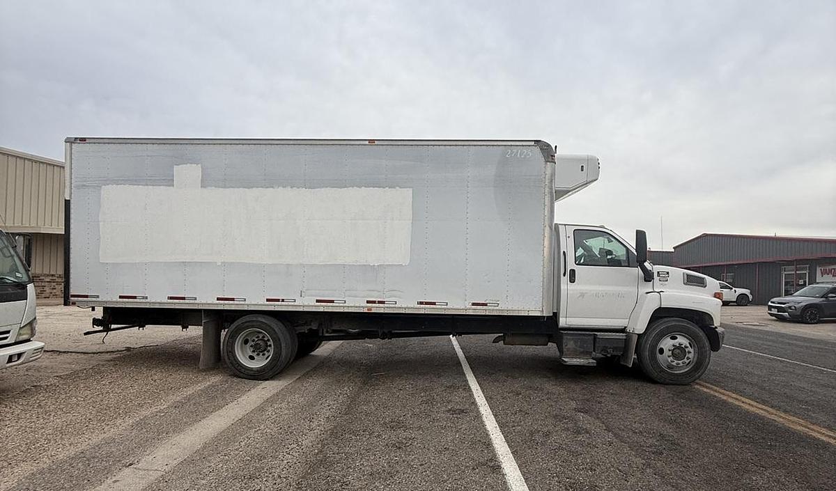 Used 2006 GMC 6500