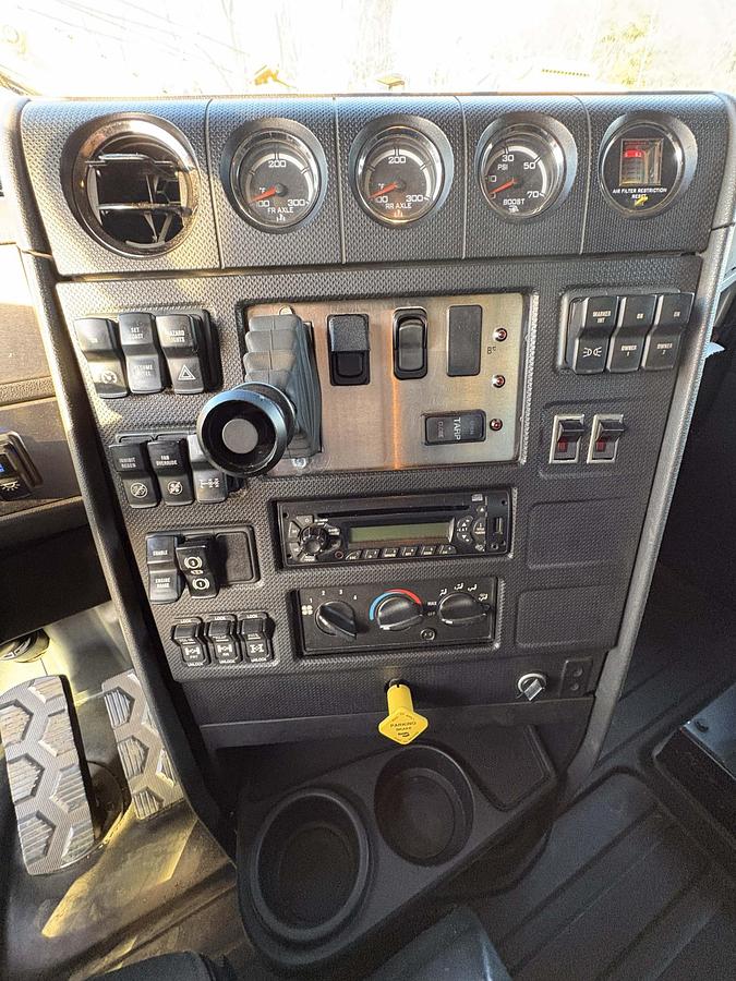 Used 2014 CATERPILLAR CT660S