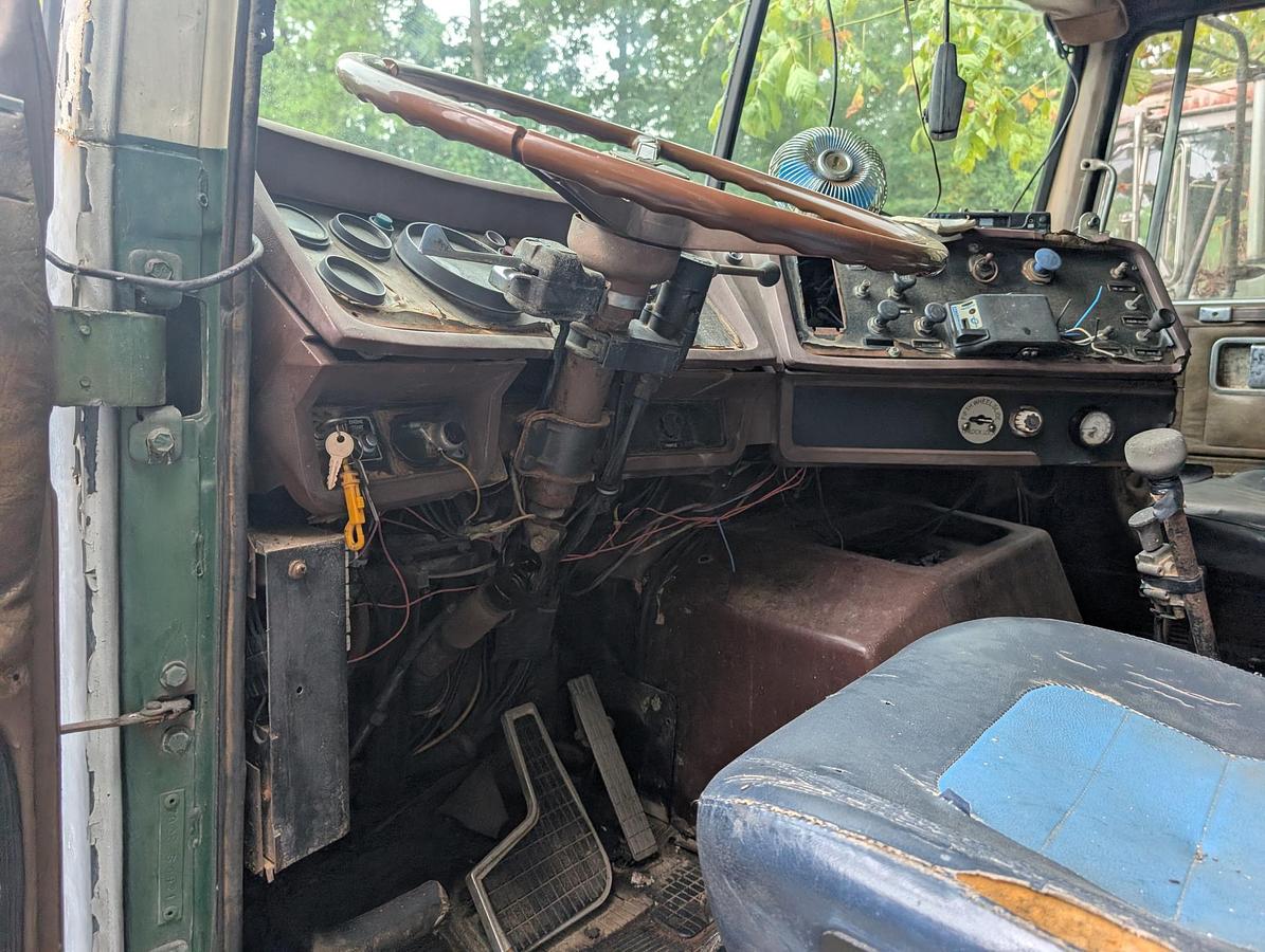 Used 1977 WHITE 6V92TTA