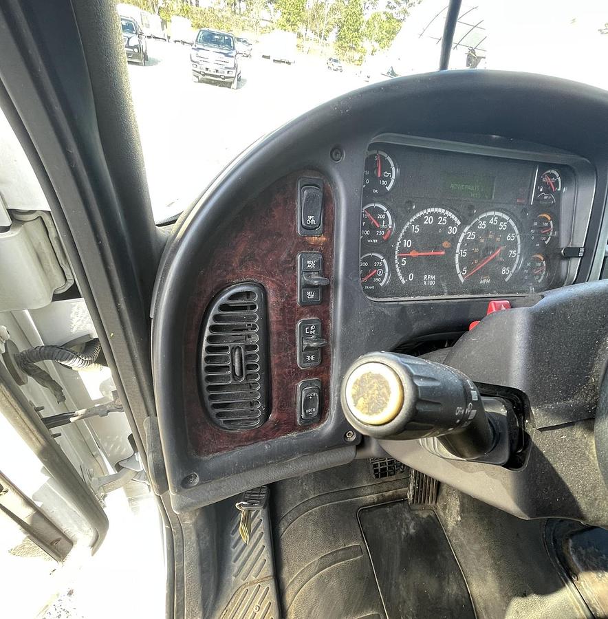 Used 2021 FREIGHTLINER M2 Refuse