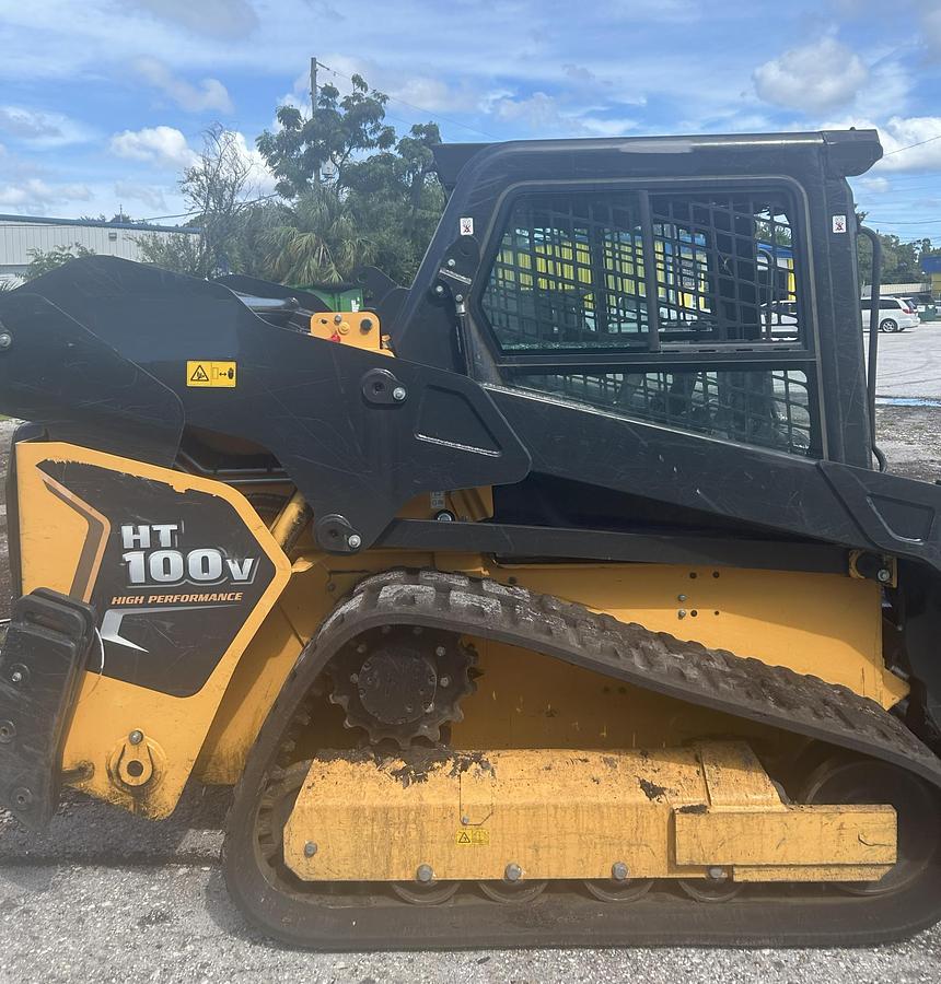 Used 2024 HYUNDAI HT100V