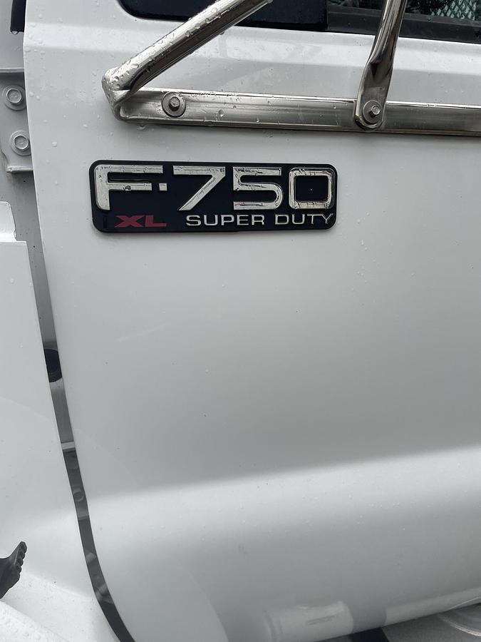 Used 2015 FORD F750 XL SD Flatbed