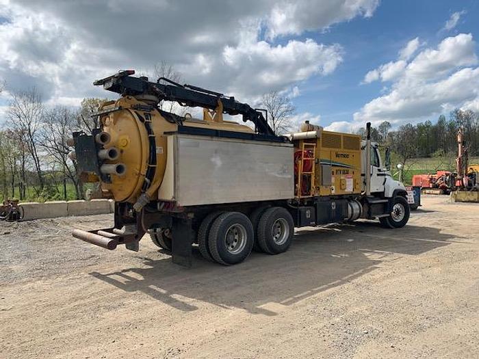 Used 2012 FREIGHTLINER SD114