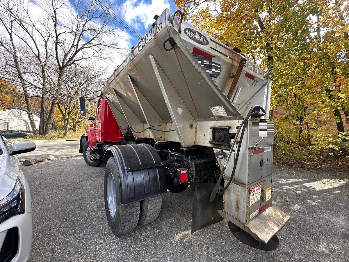 Used INTERNATIONAL 4800