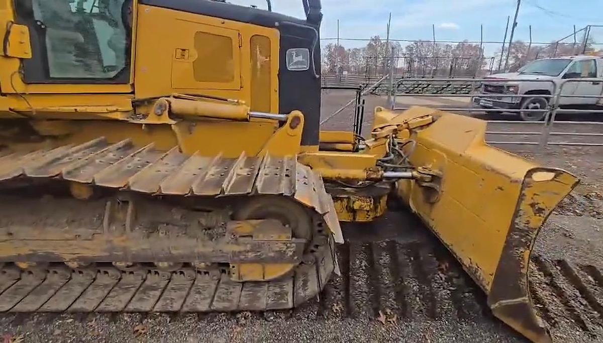 Used 2005 DEERE 700H LGP