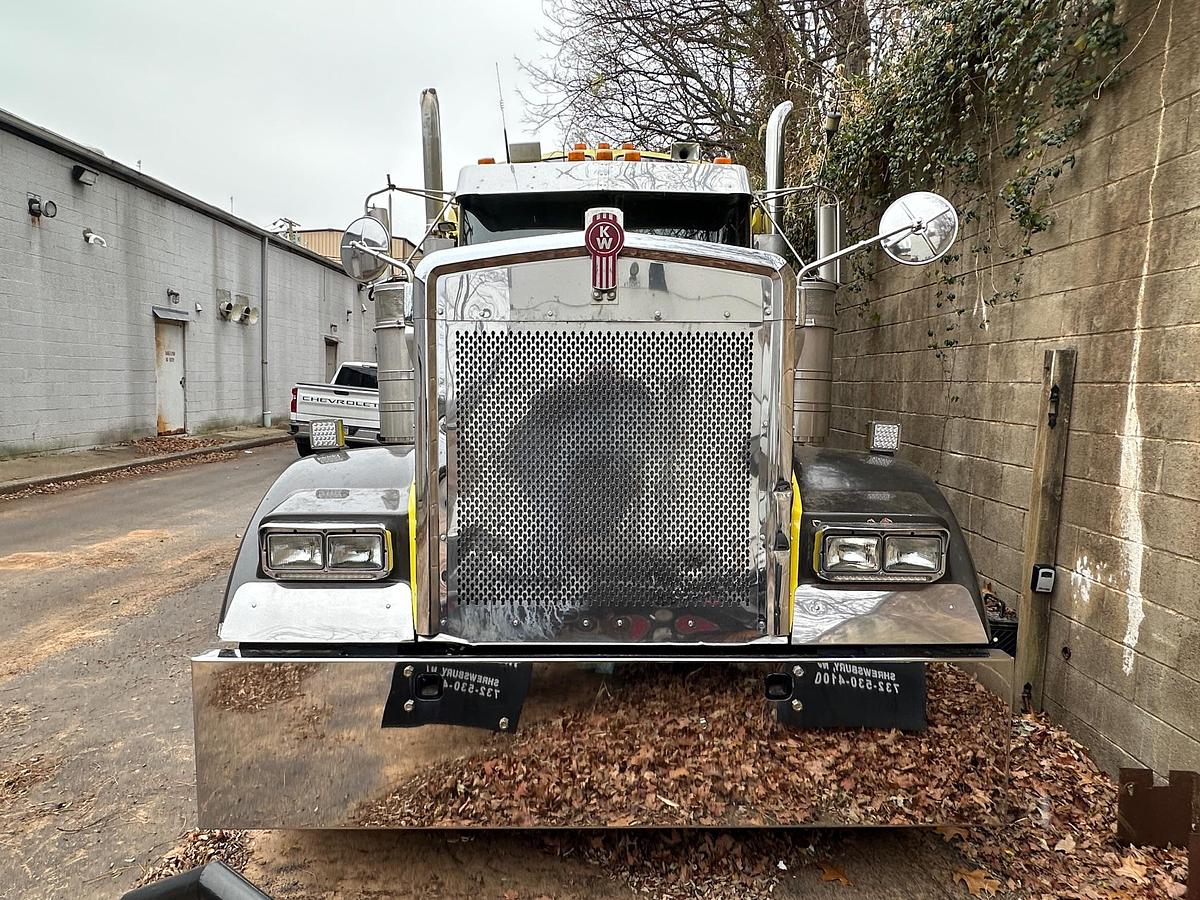 Used 2001 KENWORTH W900 AeroCab