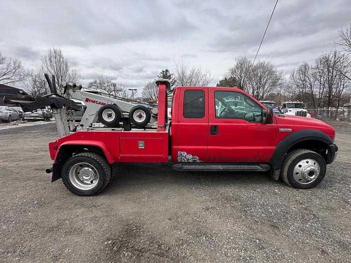Used 2006 FORD F550 Lariat Wrecker