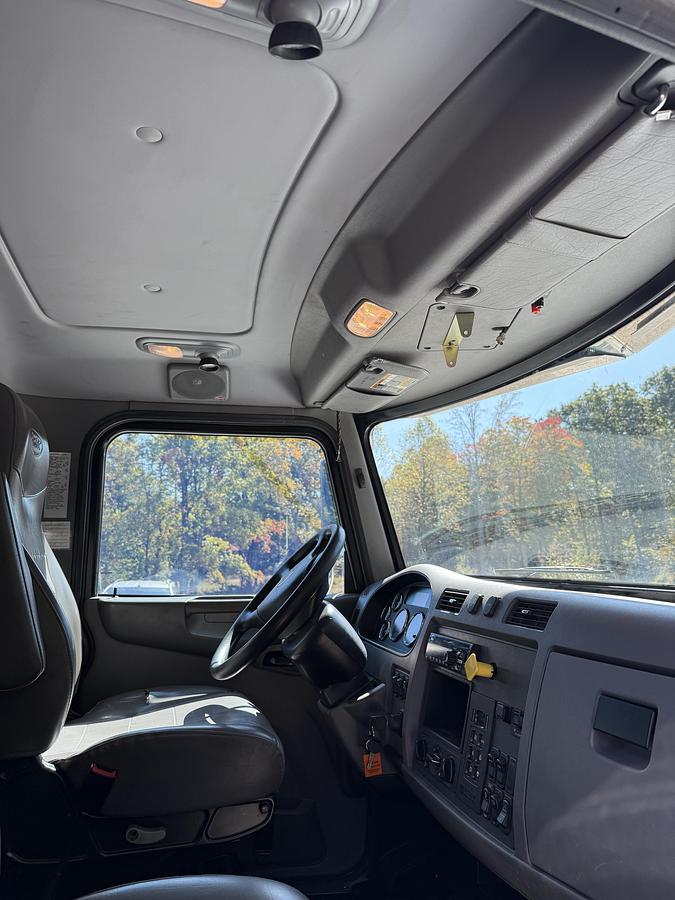 Used 2017 PETERBILT 337