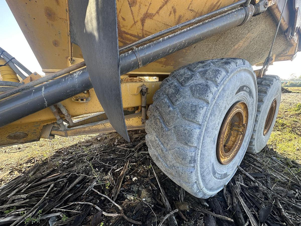 Used 2002 VOLVO A40D