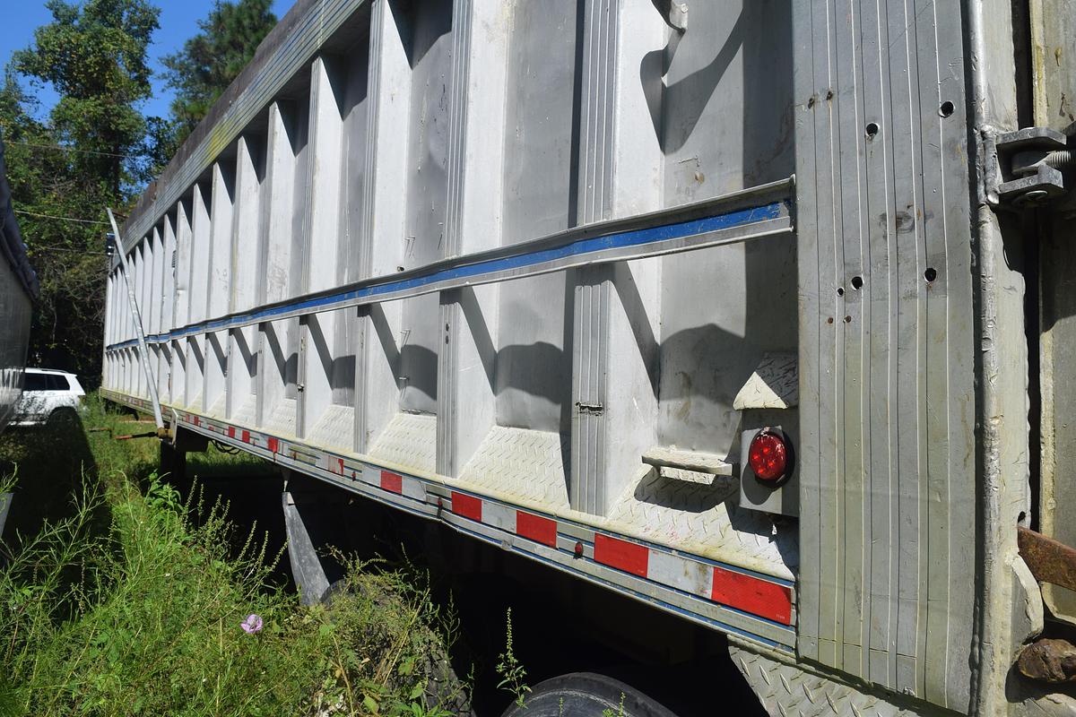 Used 1996 TRAIL KING 32 x 96