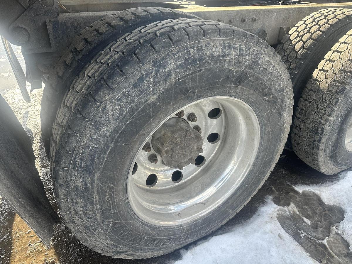 Used 2006 KENWORTH T800