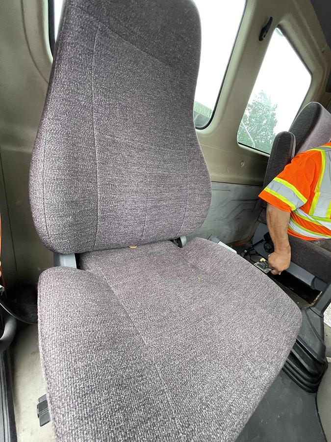 Used 2013 FREIGHTLINER Cascadia 125 Vacuum