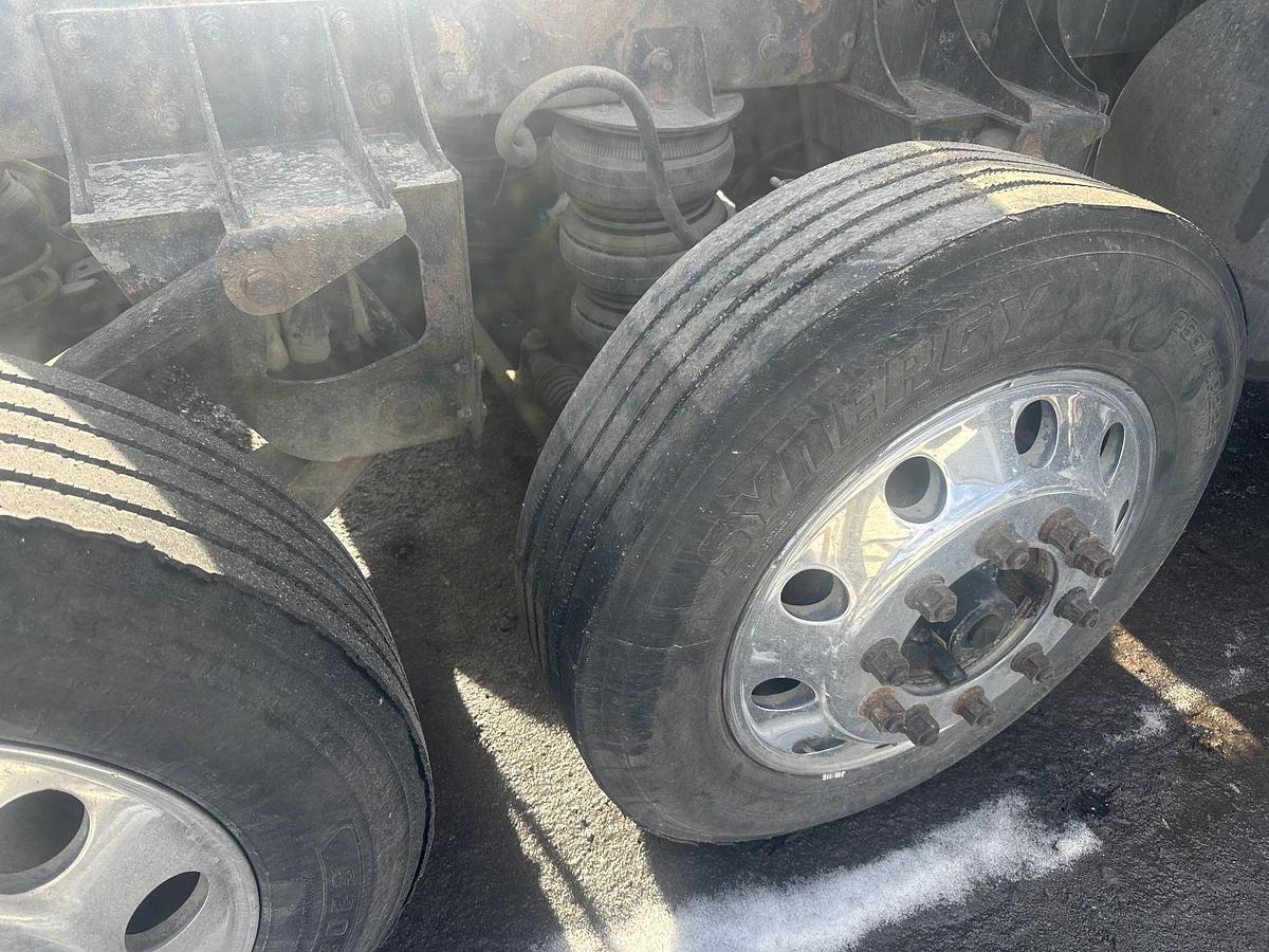 Used 2006 KENWORTH T800