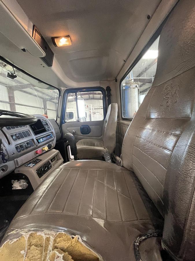 Used 2006 MACK CL733