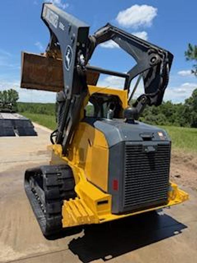 Used 2023 JOHN DEERE 333G