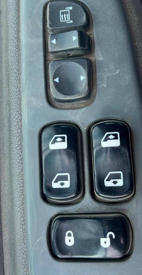 Used 2016 PETERBILT 348