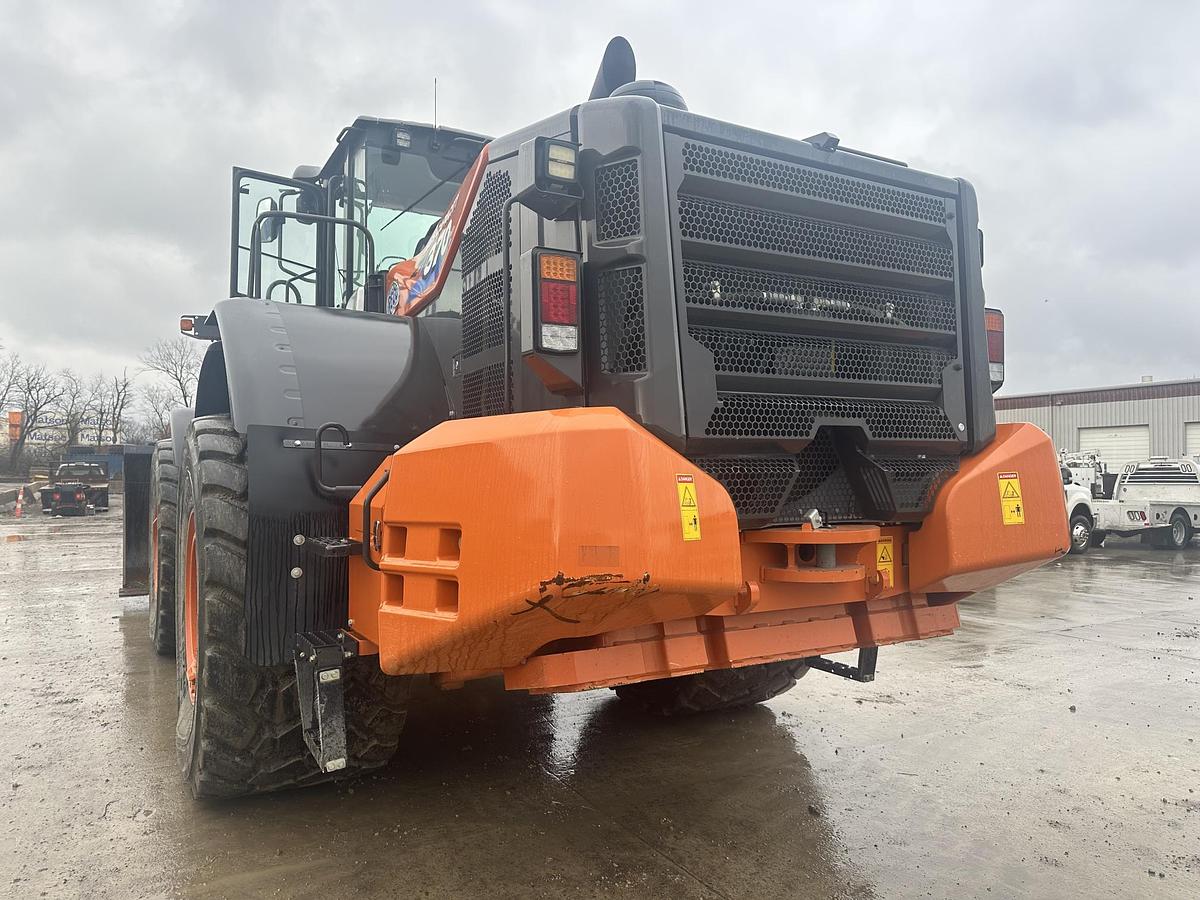 Used 2021 HITACHI ZW370-6HC