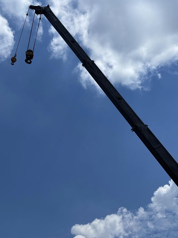 Used 2007 GROVE RT600E