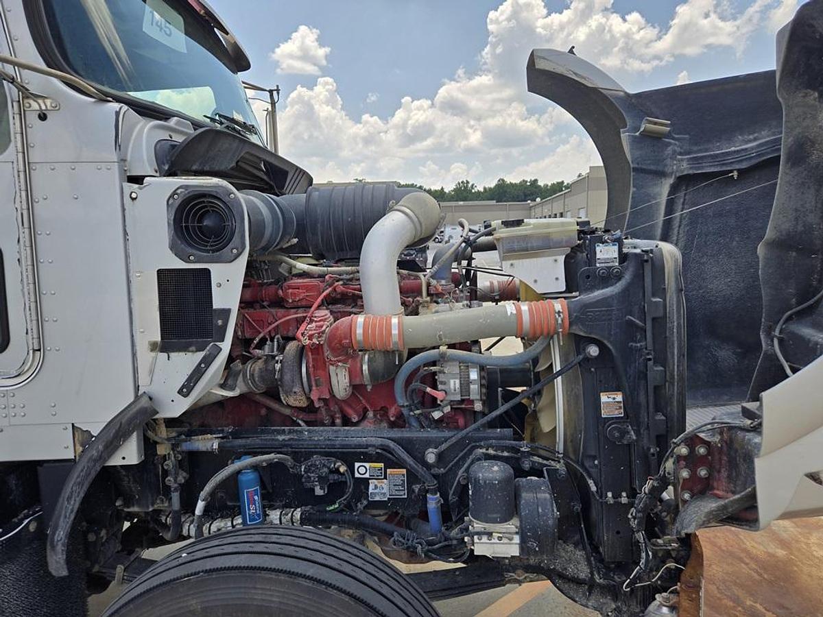 Used 2013 KENWORTH T800