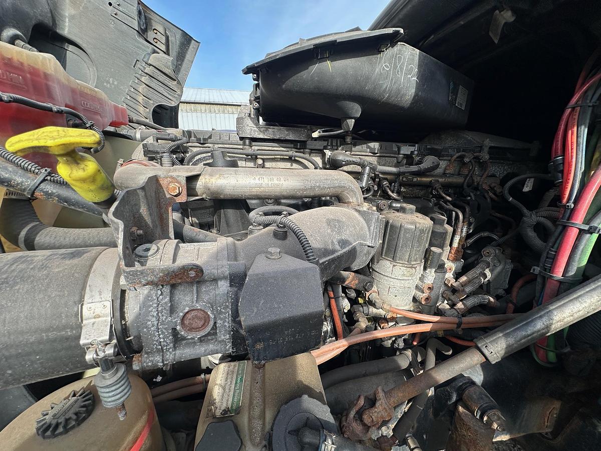 Used 2012 FREIGHTLINER Cascadia 125