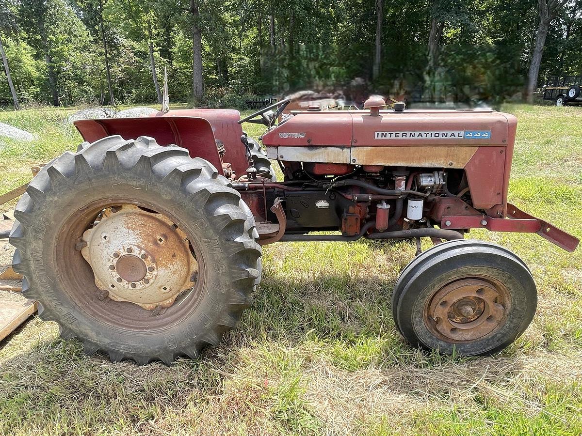 Used 1969 INTERNATIONAL 444