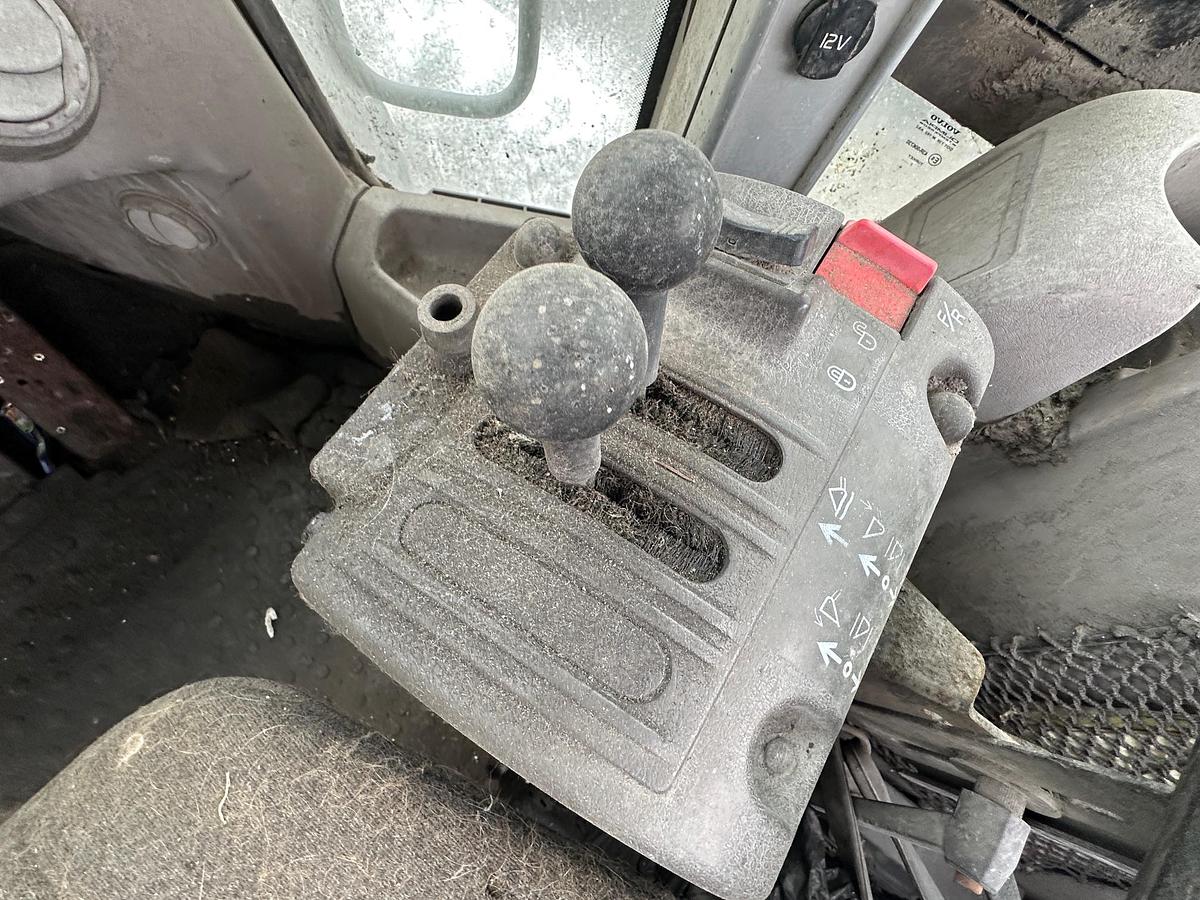 Used 2008 VOLVO L150F