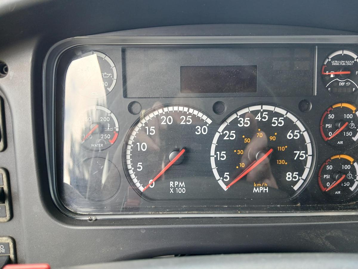 Used 2016 FREIGHTLINER M2 106