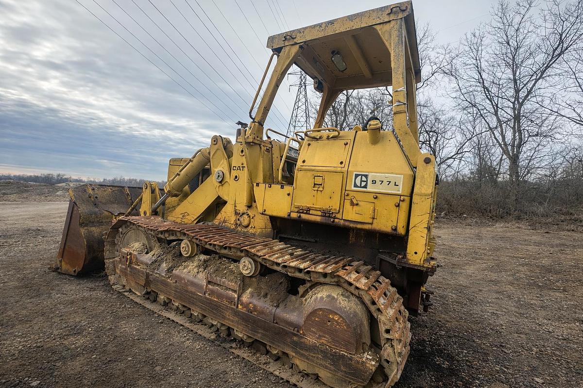 Used 1979 CATERPILLAR 977L