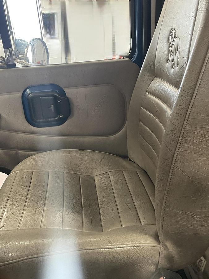 Used 2006 MACK CL733