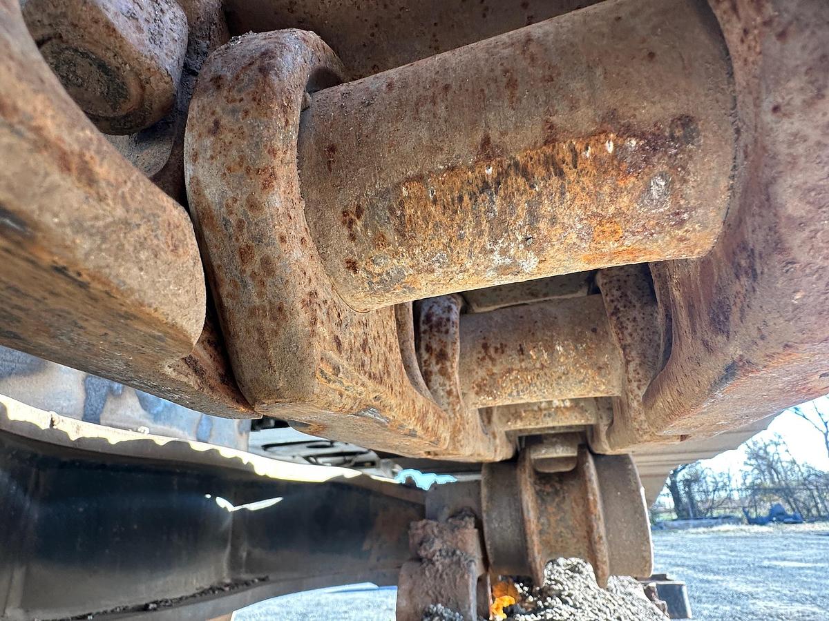 Used 2009 DEERE 450D LC