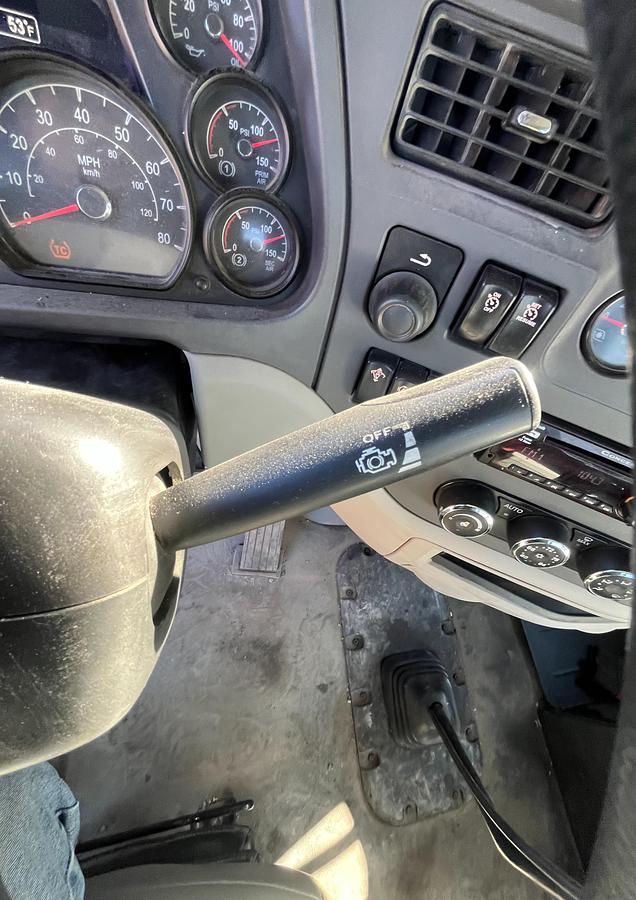 Used 2018 PETERBILT 579