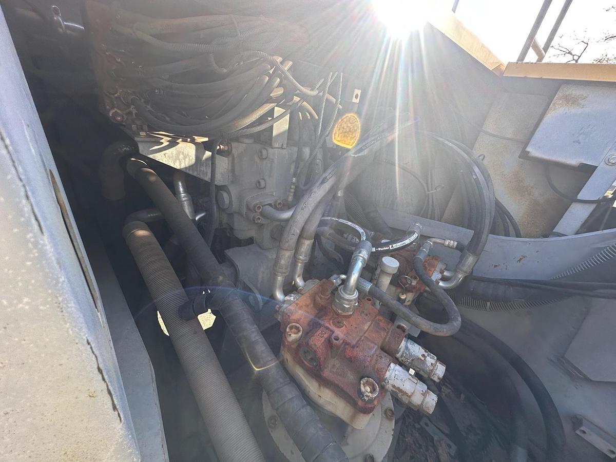 Used 2009 DEERE 450D LC