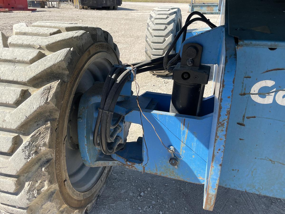 Used 2006 GENIE S-60