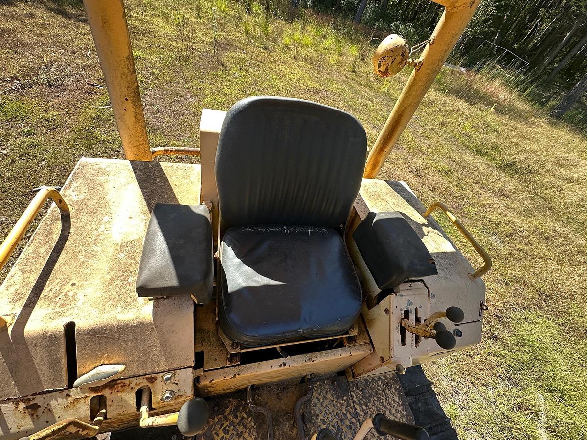 Used 1987 DEERE 450E