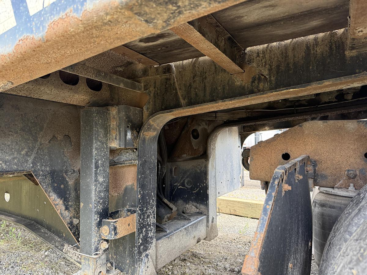 Used 2001 LANDOLL 53' X 102