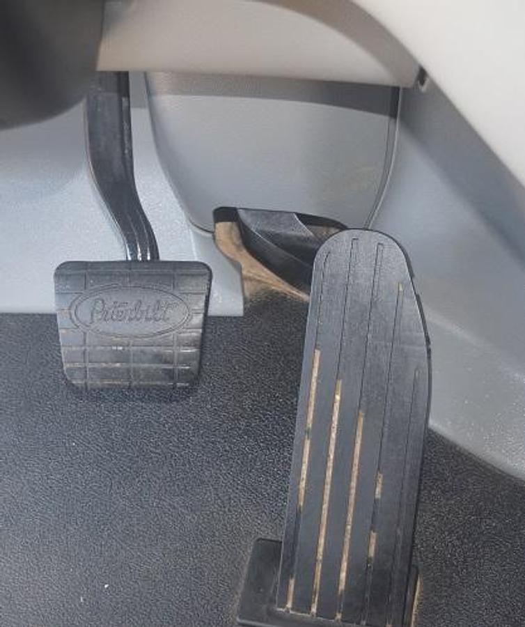 Used 2022 PETERBILT 579