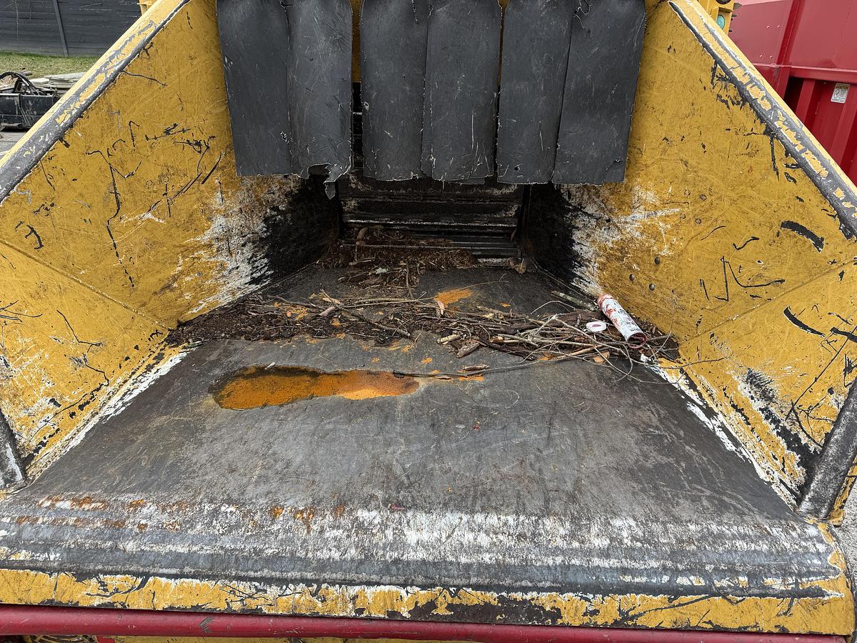 Used 2019 VERMEER AX19