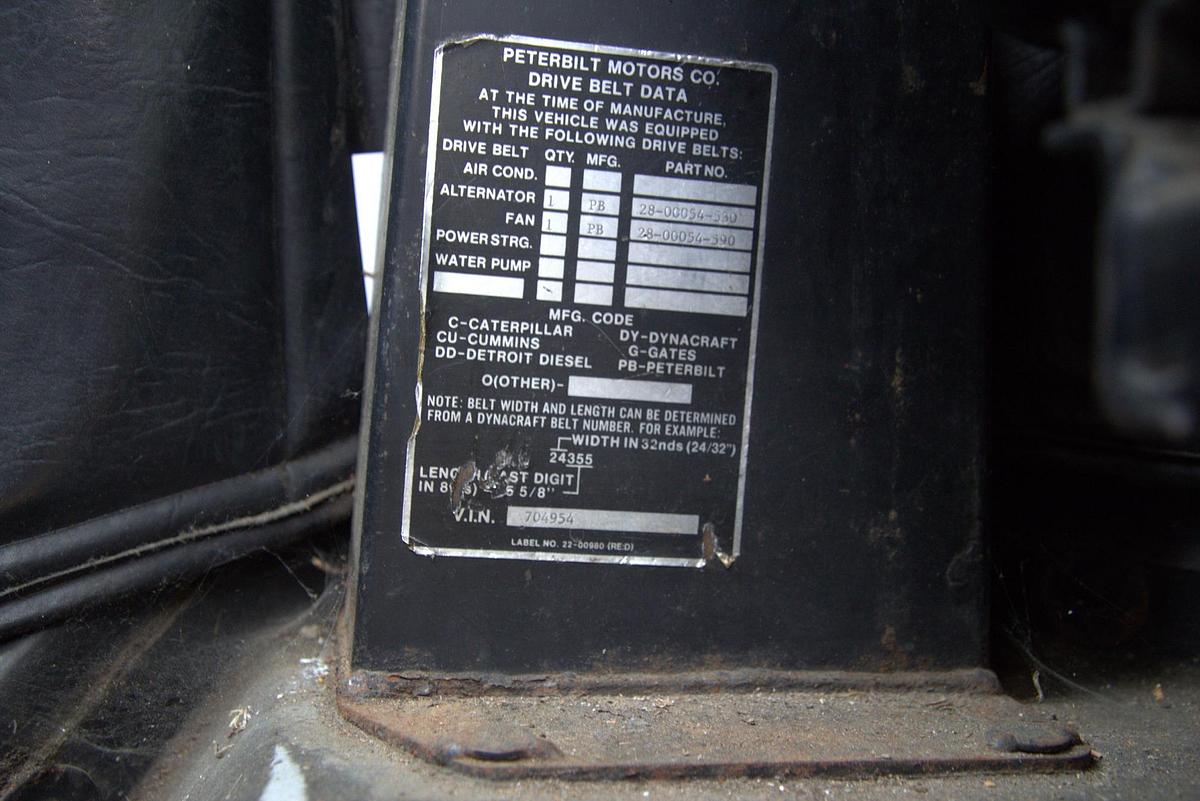 Used 1990 PETERBILT 320