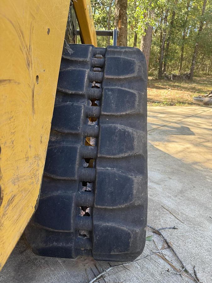 Used 2021 CATERPILLAR 299 D3 XE