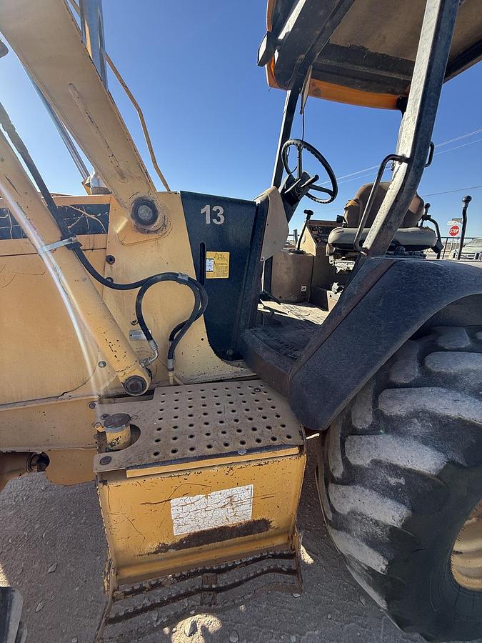 Used 2015 JOHN DEERE 310 SE