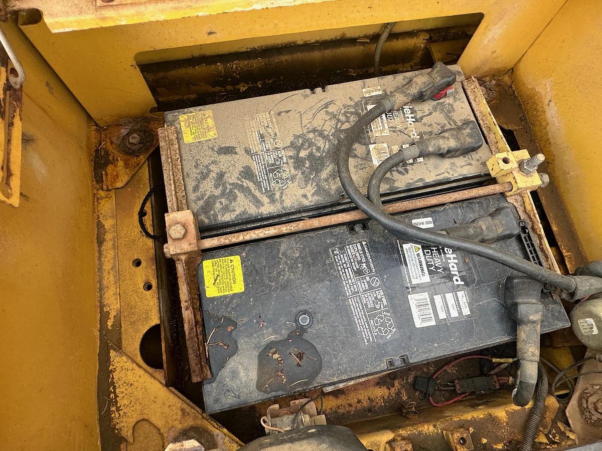 Used 1998 KOMATSU PC300LC-6LC