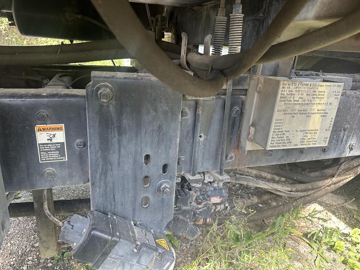 Used 1995 PETERBILT 200