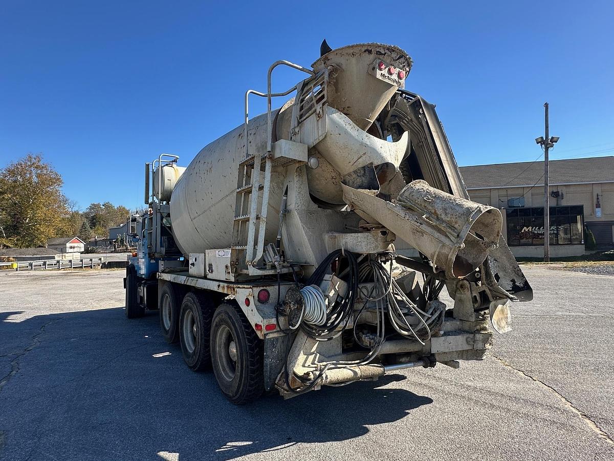 Used 2003 MACK DM690S