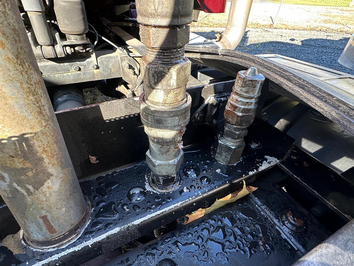 Used 2016 PETERBILT 367