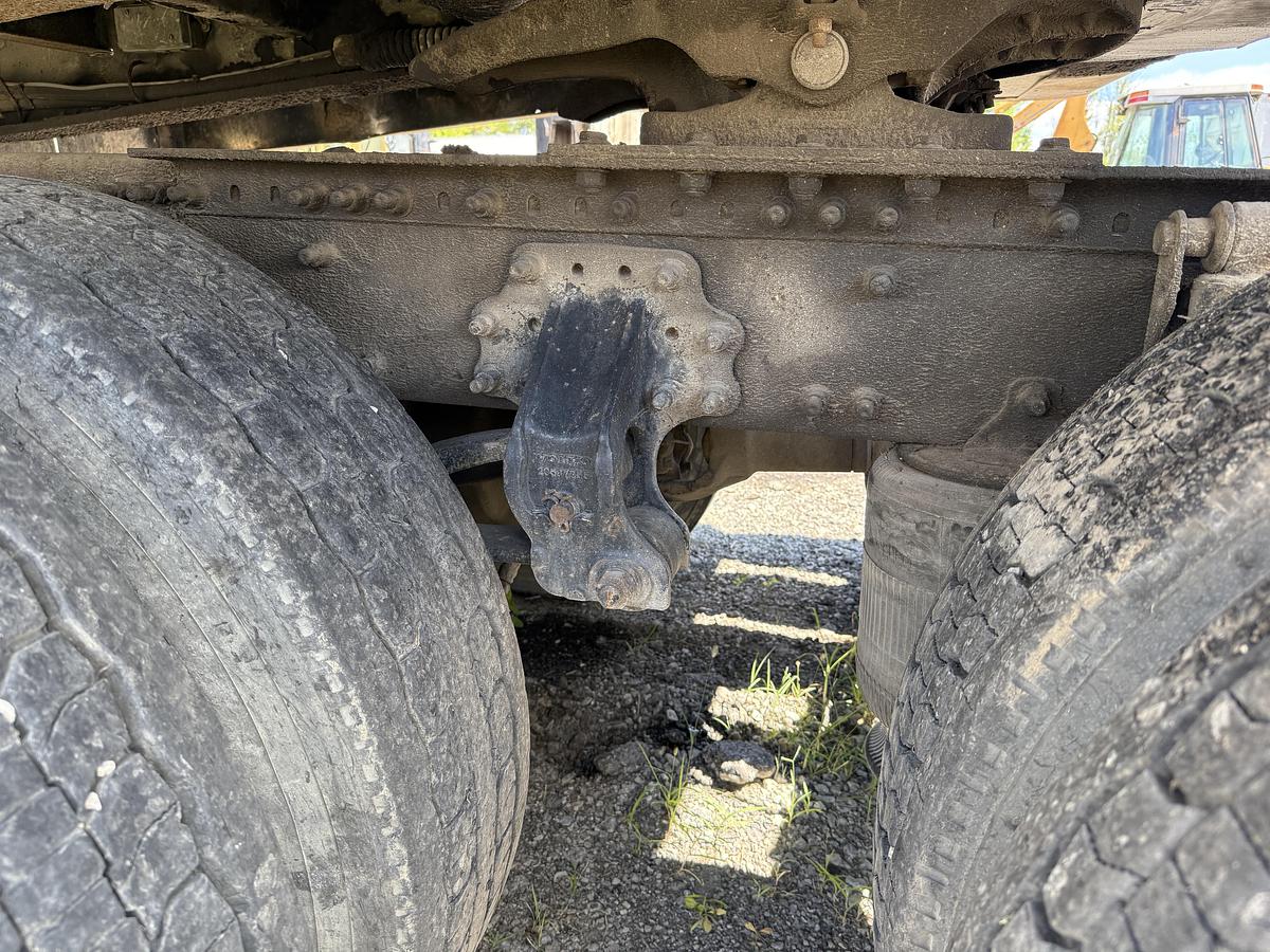 Used 2007 VOLVO VNM64T200