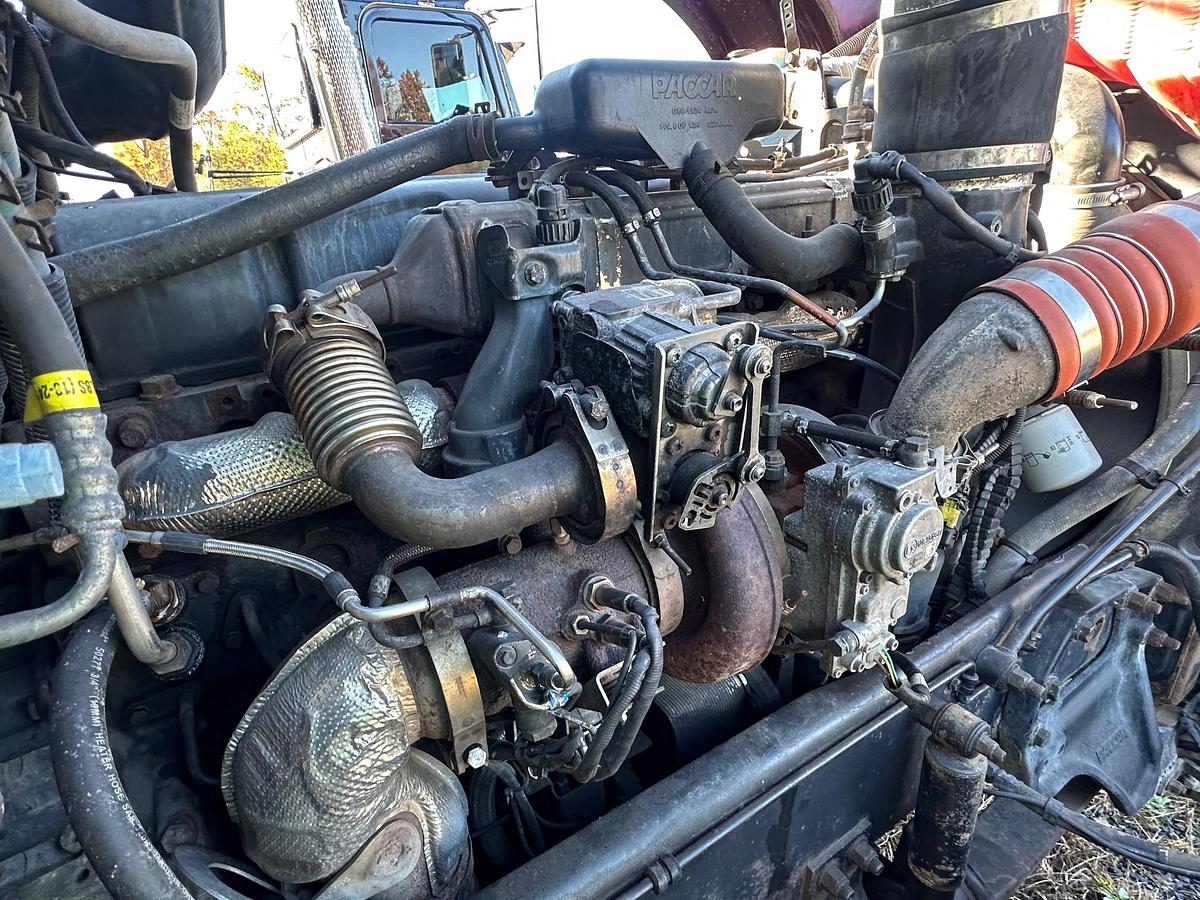 Used 2016 PETERBILT 367