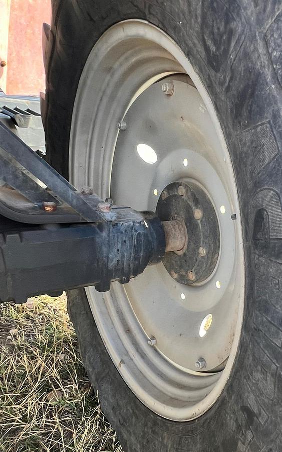 Used 2004 CASE IH MXM130